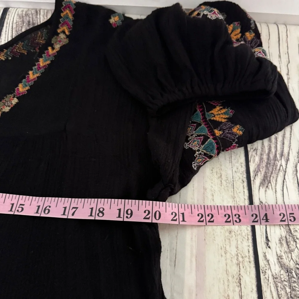 Free People Embroidered Boho Mini Tunic Top Dress Black V-Neck Peasant Sleeve M